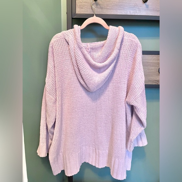 💟 Aerie soft lavender oversized knit hooded sweater - Picture 2 of 3